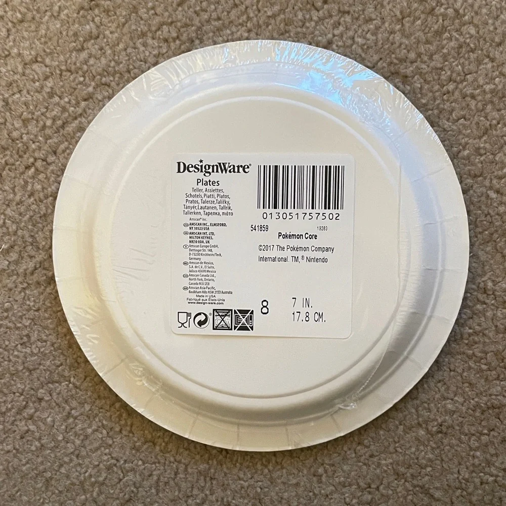 2017 Pokémon Core Party Plates